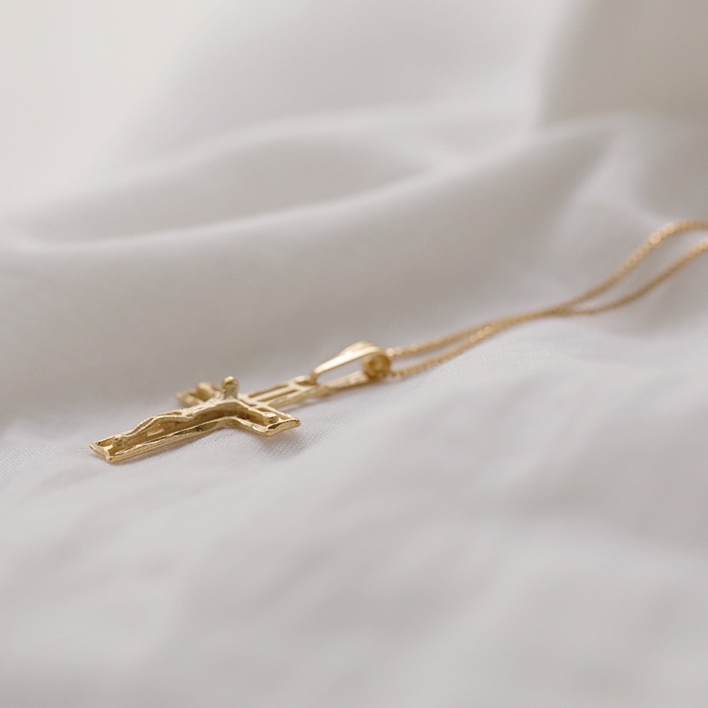 Crucifix Necklace | 18k Gold Filled - Picture 5 of 9